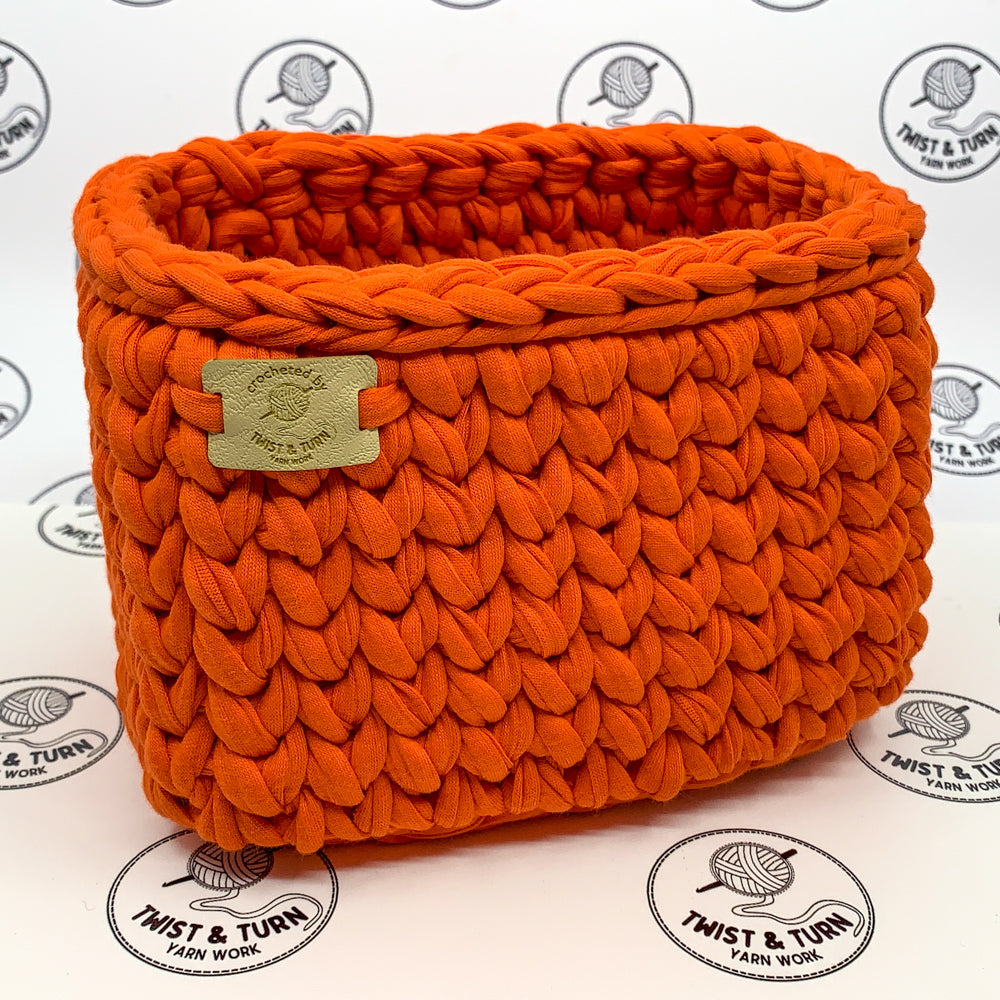 crocheted-basket