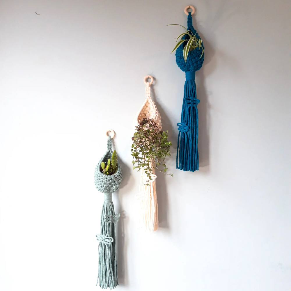 hanging-plant-holder