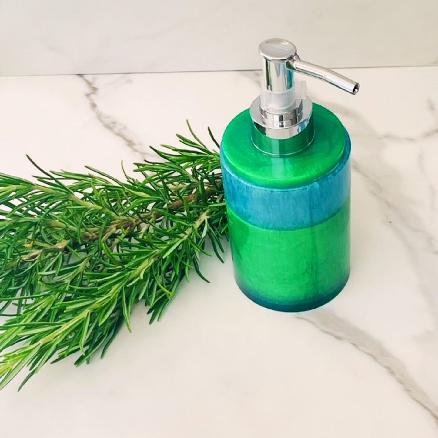 Resin Bathroom Gifts | Unique Resin Soap Dispensers