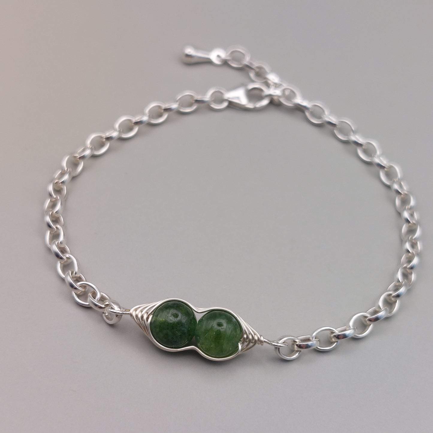 green jade pea pod bracelet
