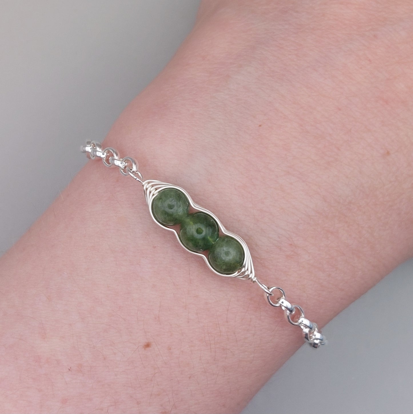 green jade pea pod bracelet