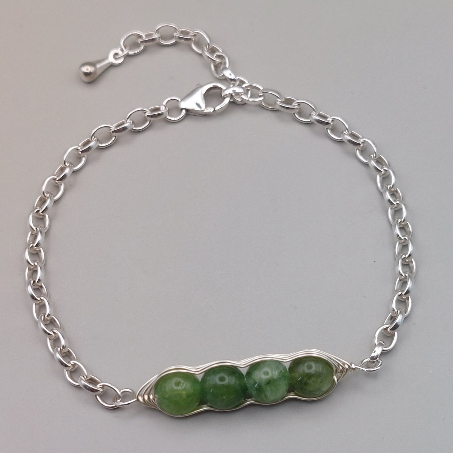 green jade pea pod bracelet
