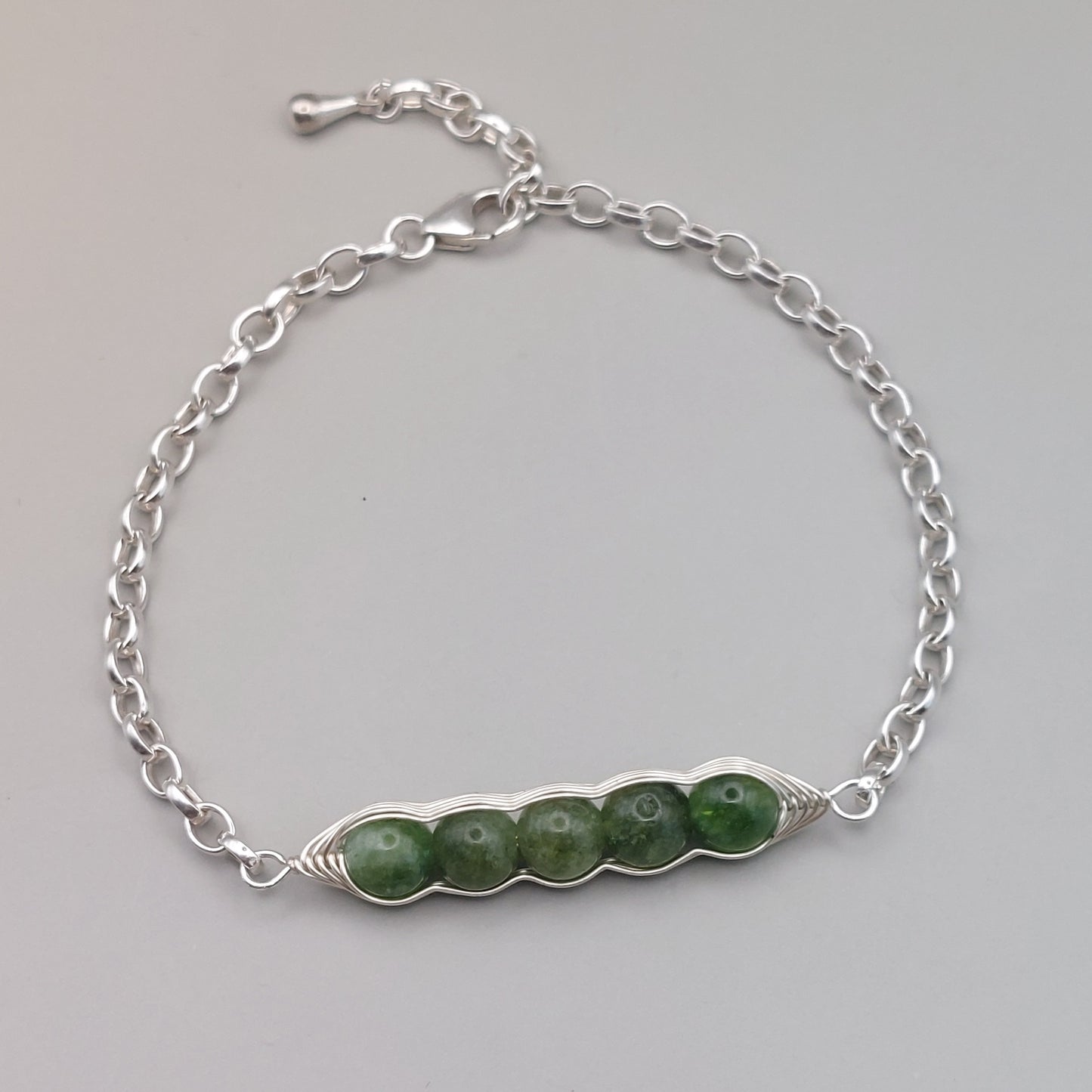 green jade pea pod bracelet