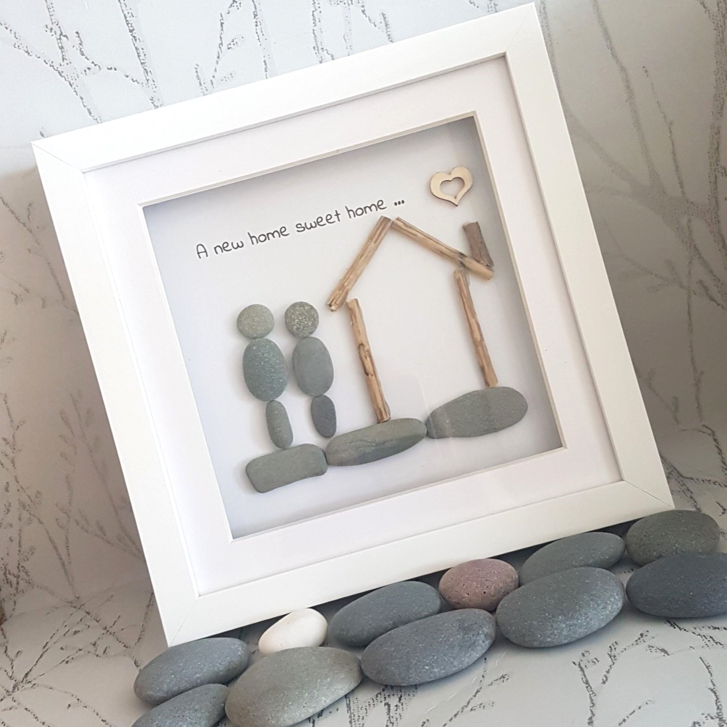 home-pebble-art