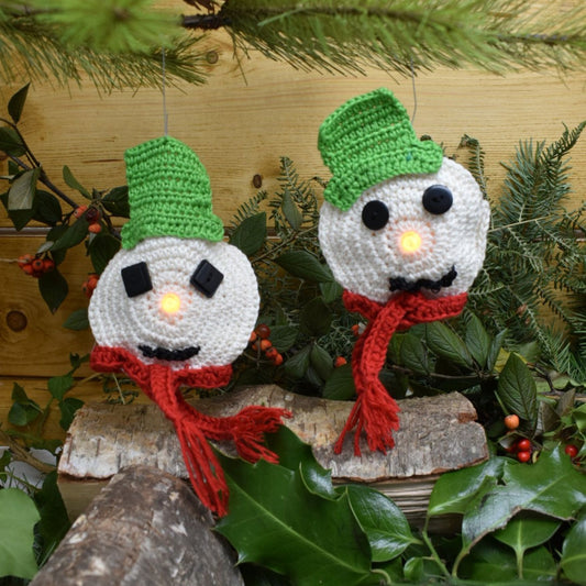 crochet-snowmen