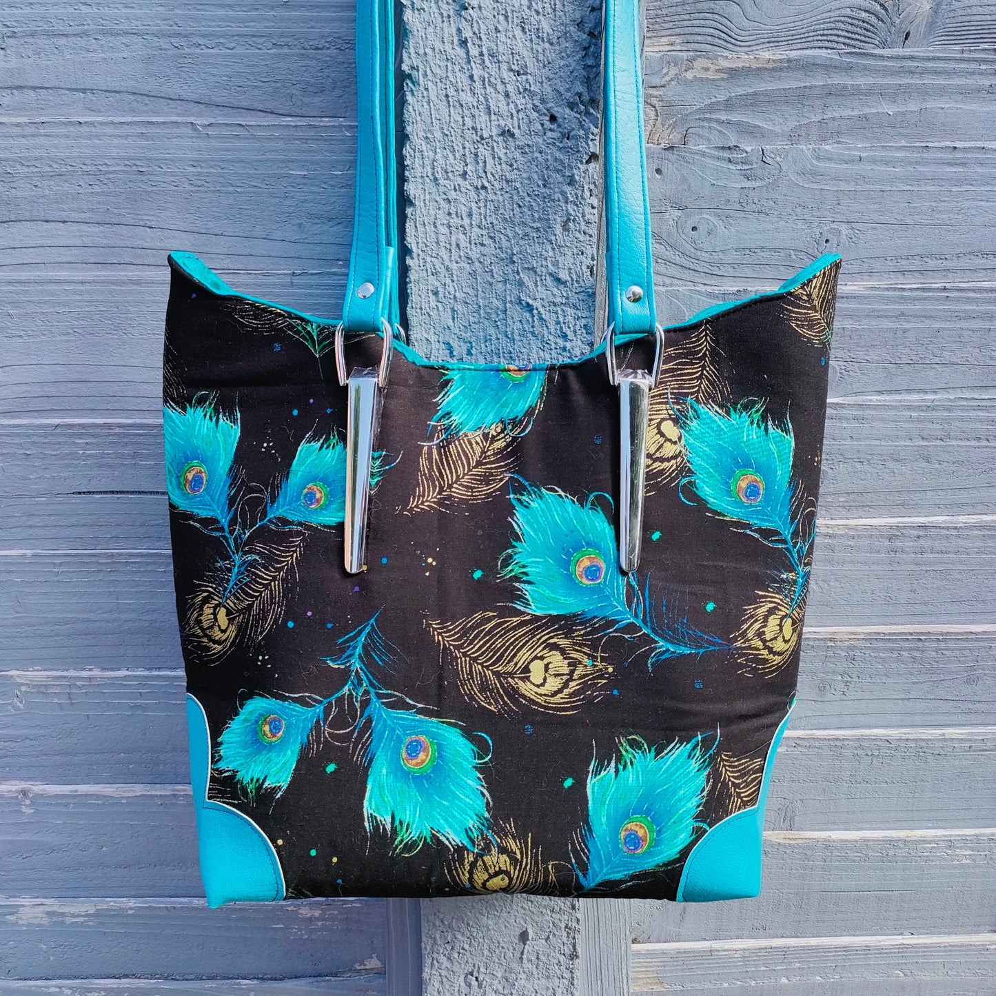 tote-bag-with-pockets