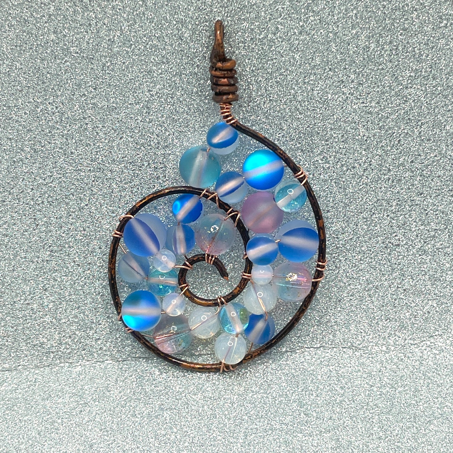 copper-wire-pendant