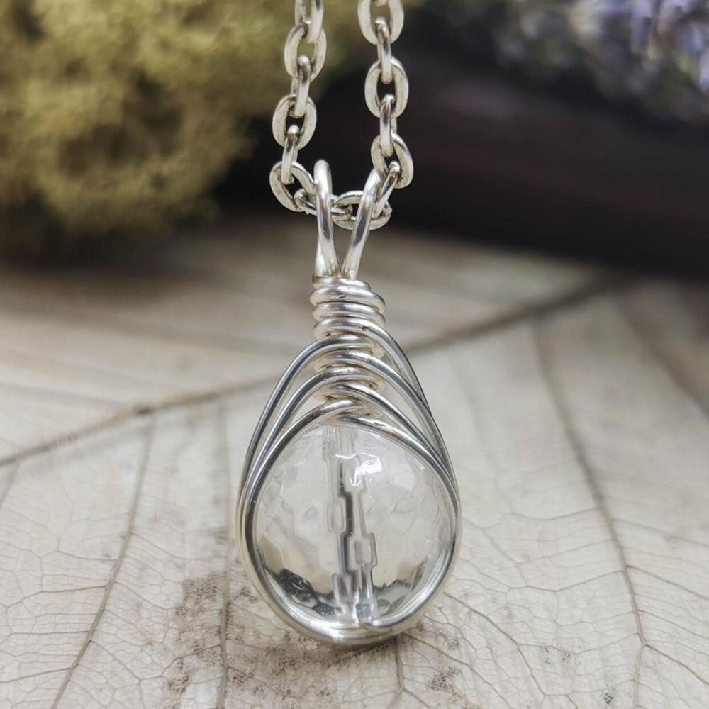 clear-quartz-crystal-necklace