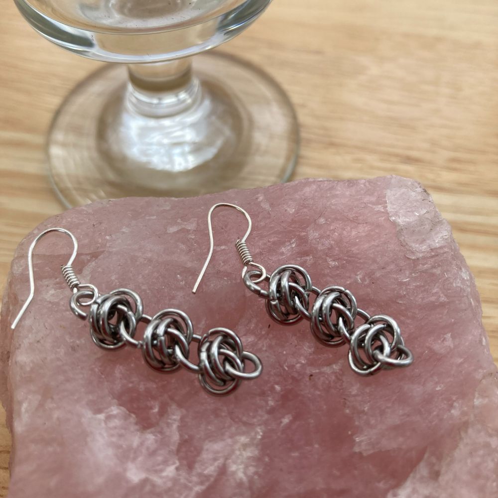 chainmail-earrings