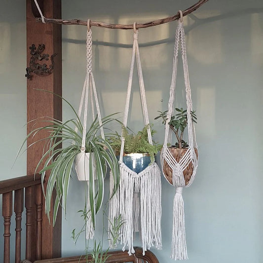 macrame-hanging-plant-holder