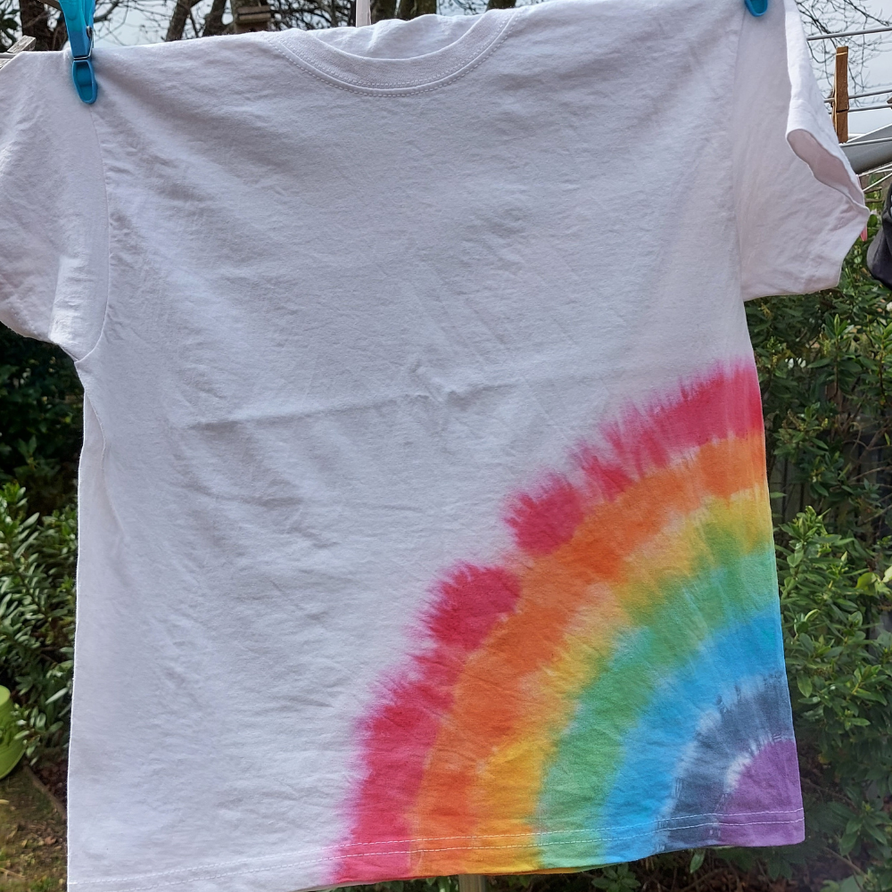 tie-dye-t-shirt-for-women