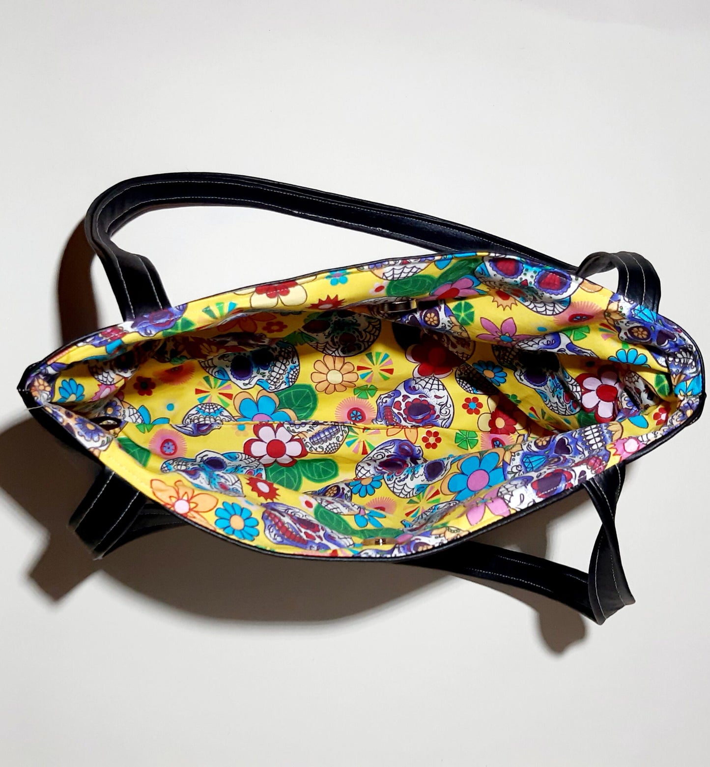 skull-handbag