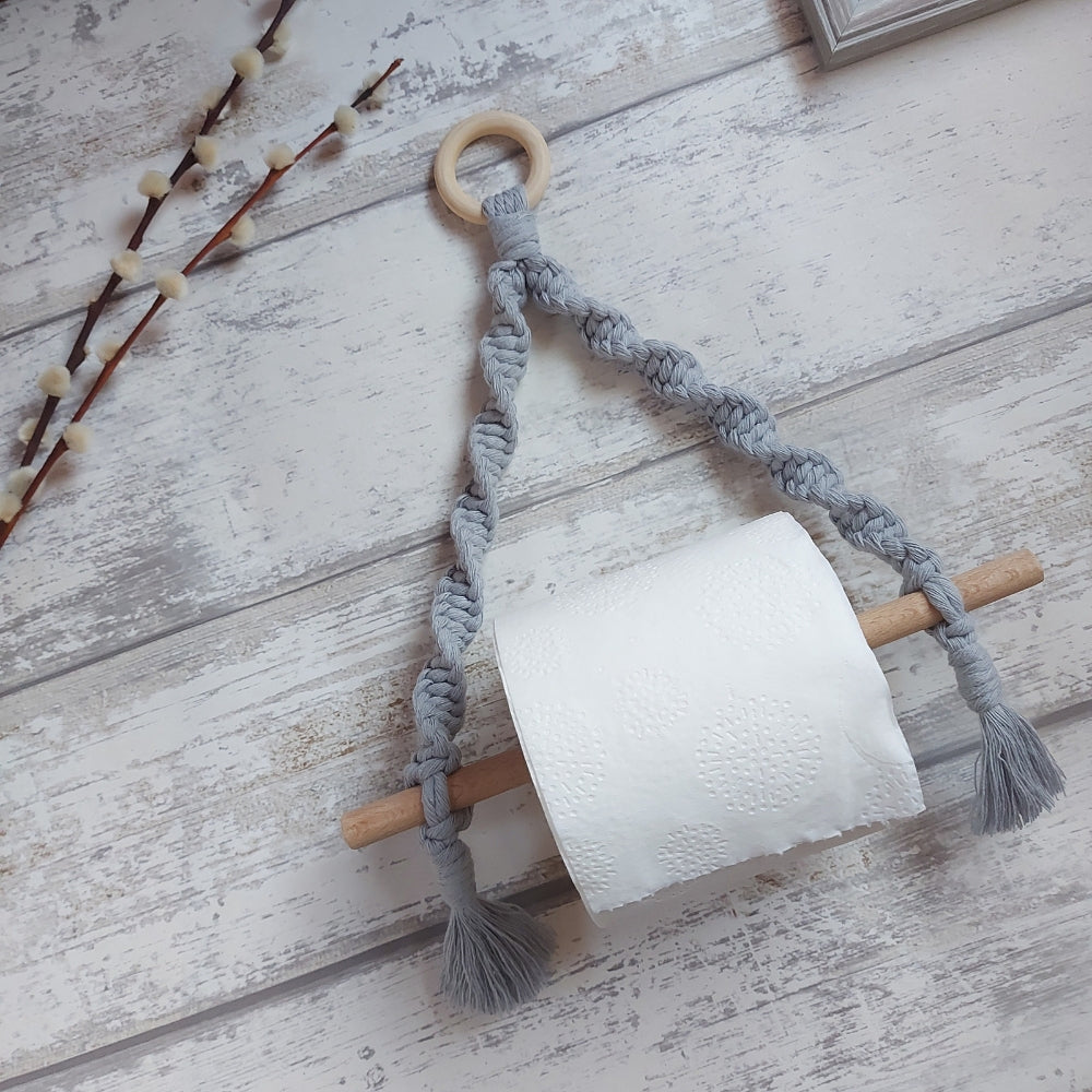 macrame-toilet-roll-holder