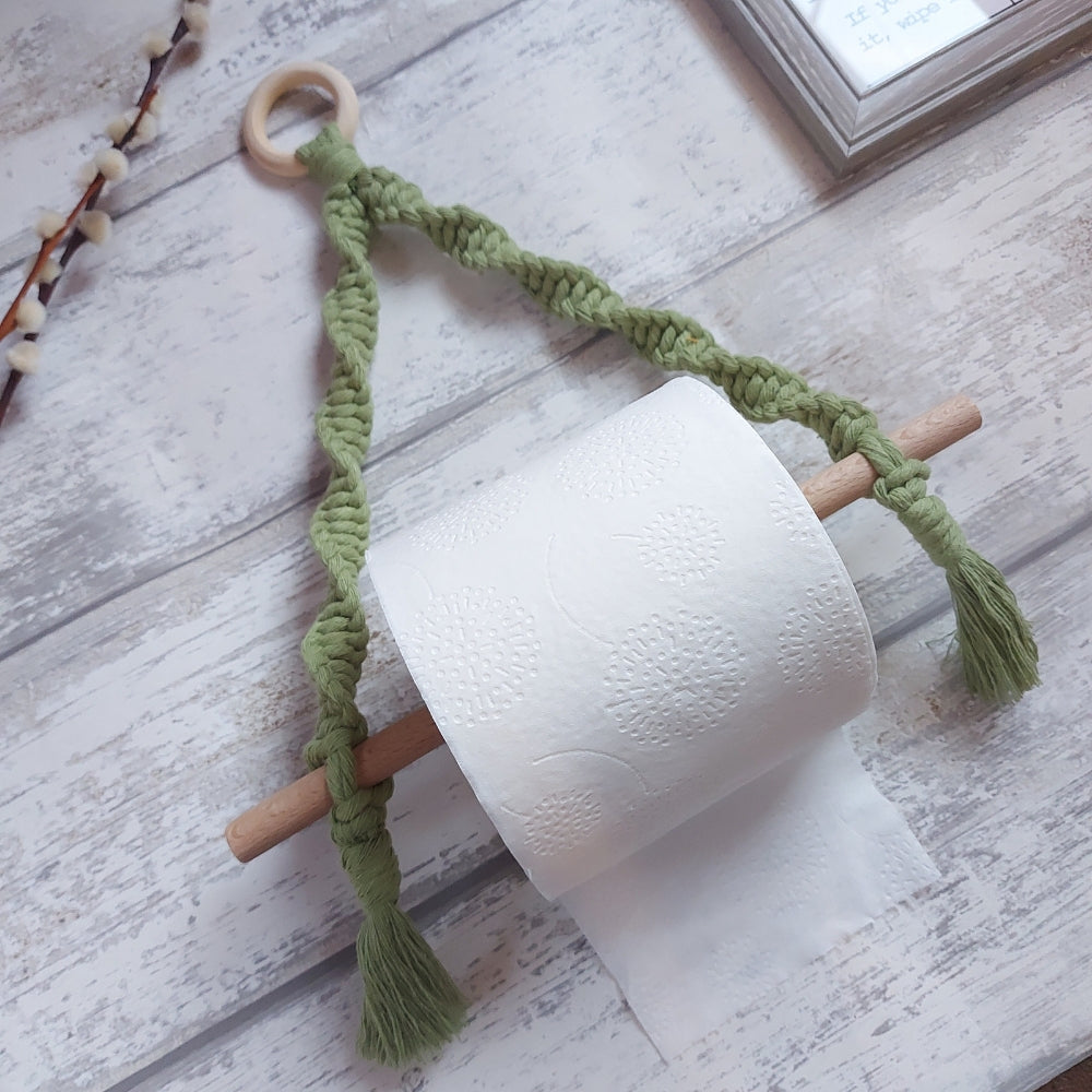 macrame-toilet-roll-holder