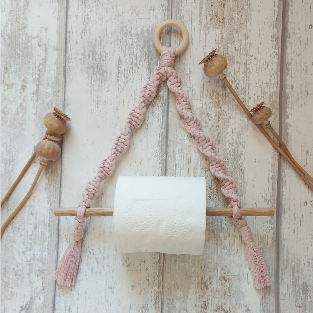 macrame-toilet-roll-holder
