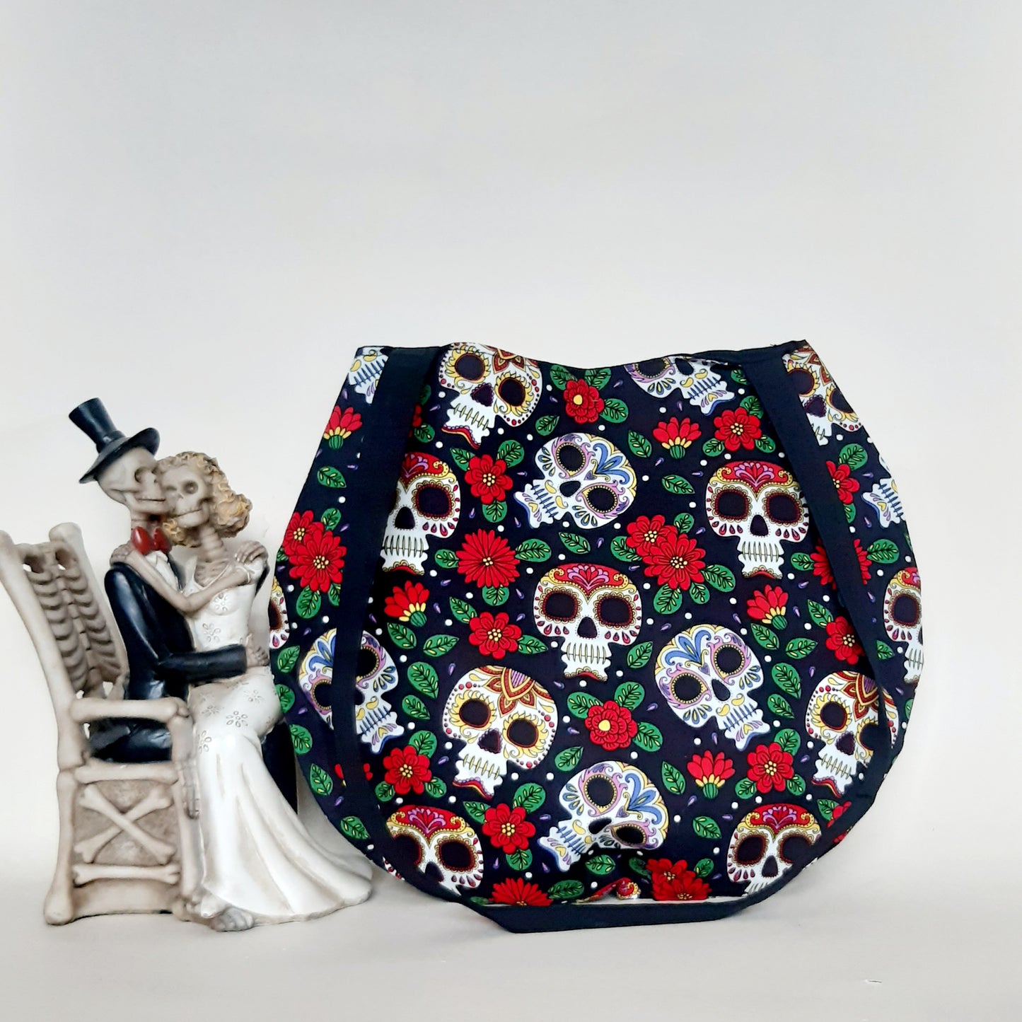 round-handbag