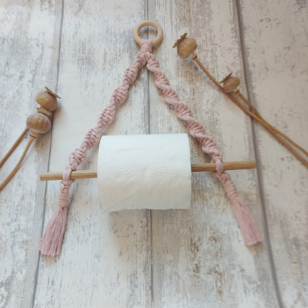 macrame-toilet-roll-holder