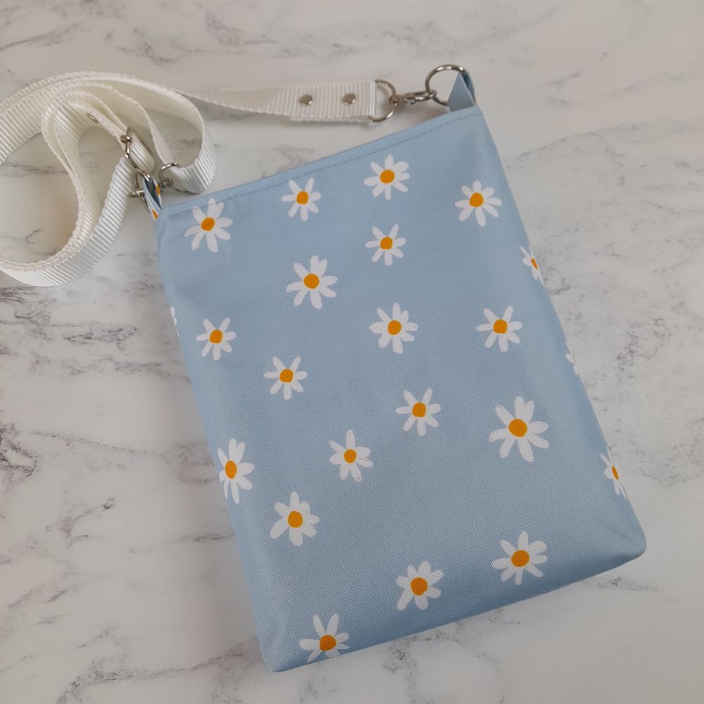 Daisy Handbag | Waterproof Handbag