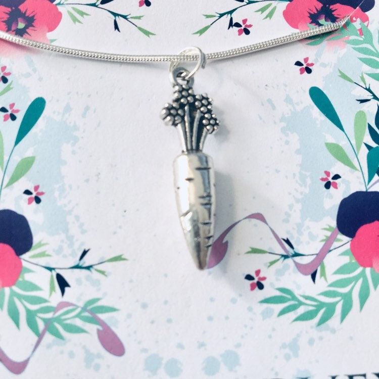 Carrot Necklace, Carrot Jewelry, Allotment Gift, Carrot Gift, Gift for Vegetarian, Vegetable Necklace, Vegetable, Vegan Birthday Present.