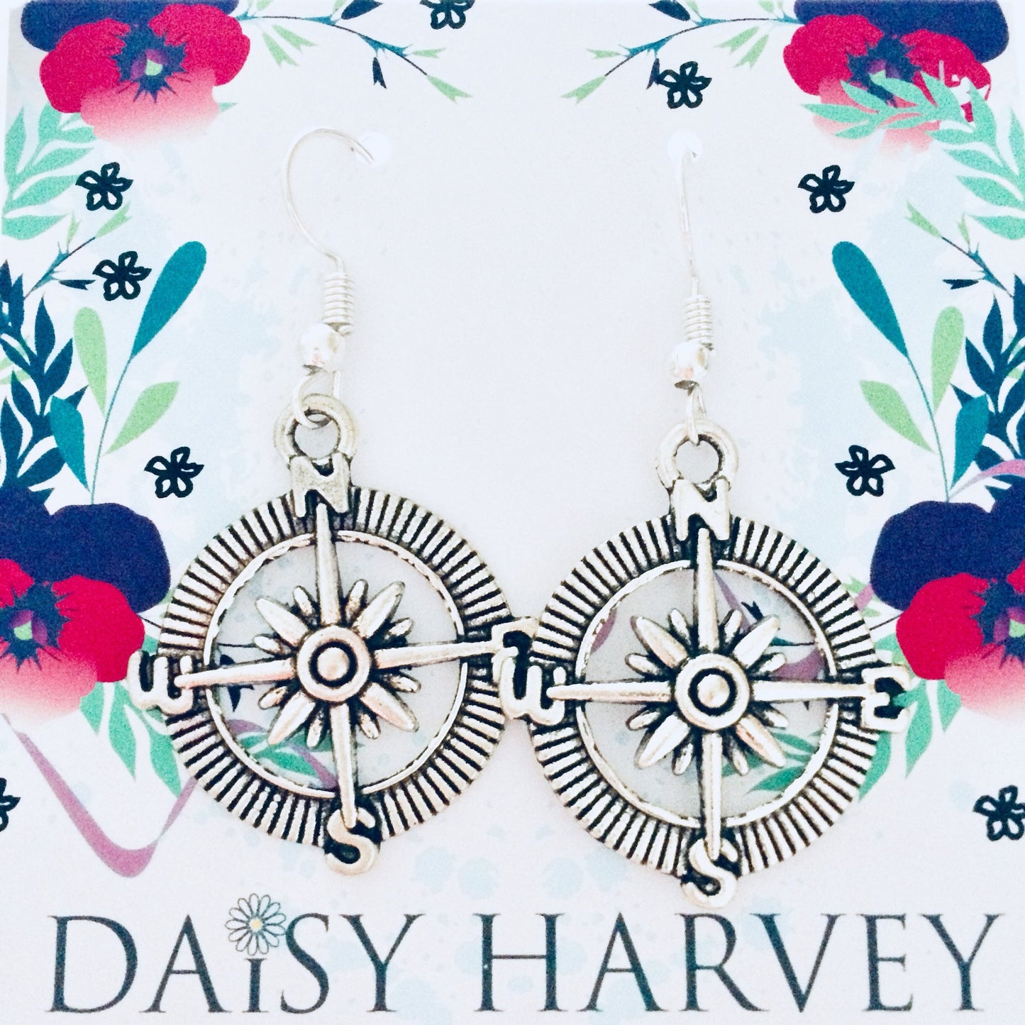 Compass Earrings, Compass Jewellery, Compass Travel Gift, Women's Travel Jewelry, Charm Earrings, Wanderlust Jewellery Gift, Cute Earrings.