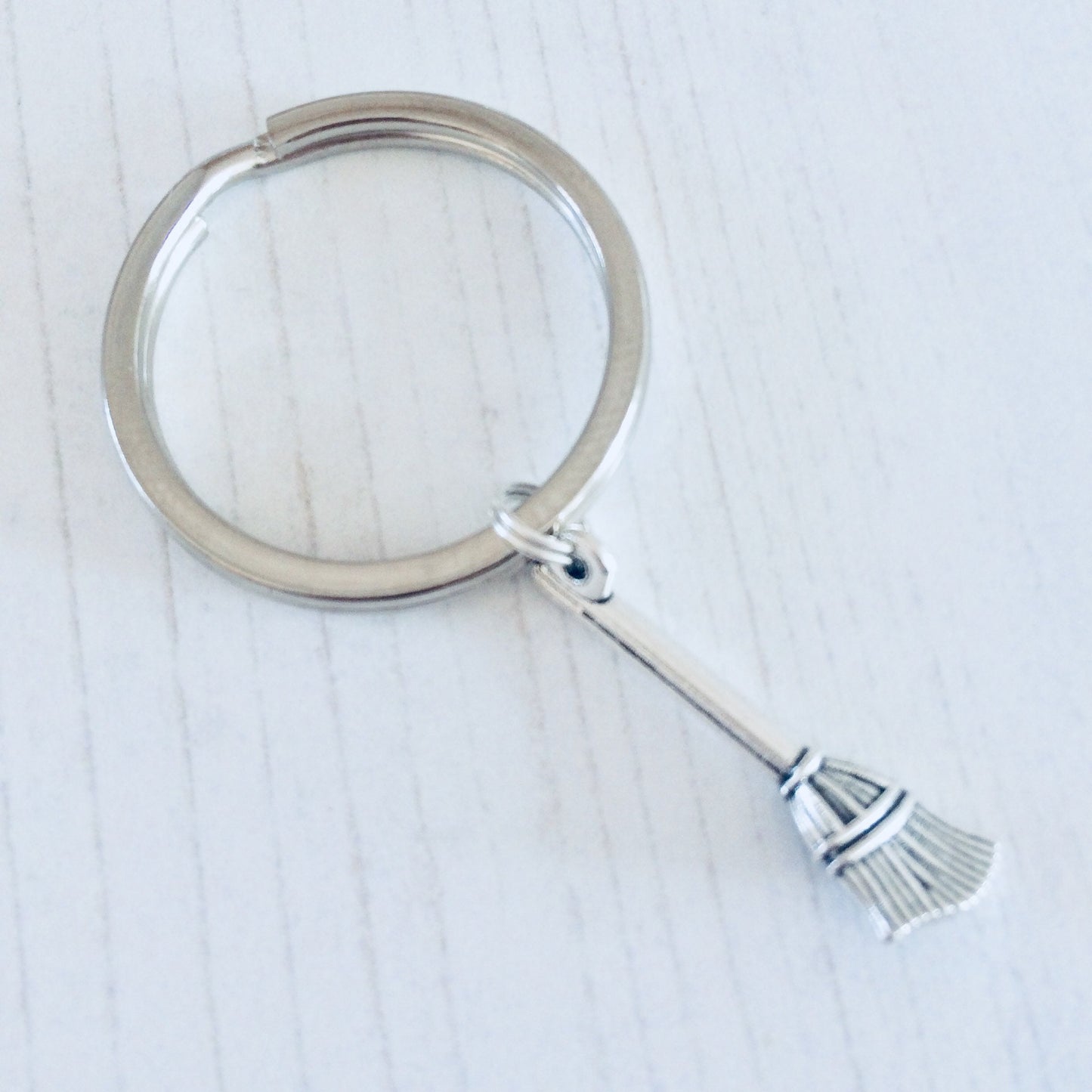 Broomstick Keychain, Witch Related Gifts, Broomstick Keyring, Pagan Gift, Witchy Gift, Witchcraft Keychain, Witch Accessories, Halloween.
