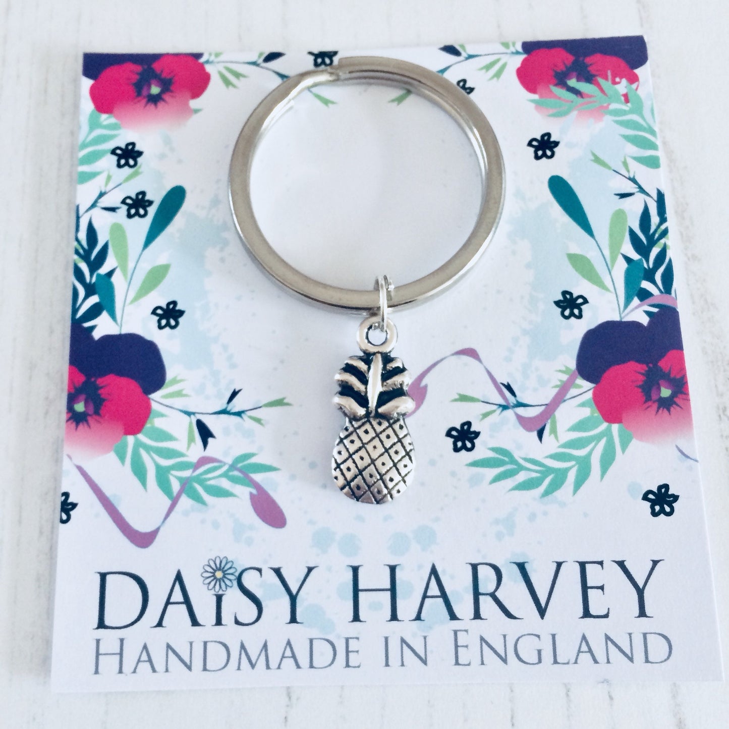 Pineapple Keychain, Exotic Fruit Gifts, Fruit Keyring, Tropical Bag Charm, Vacation Keychain, Cute Keyring Gift, Pineapple Lover Gifts.