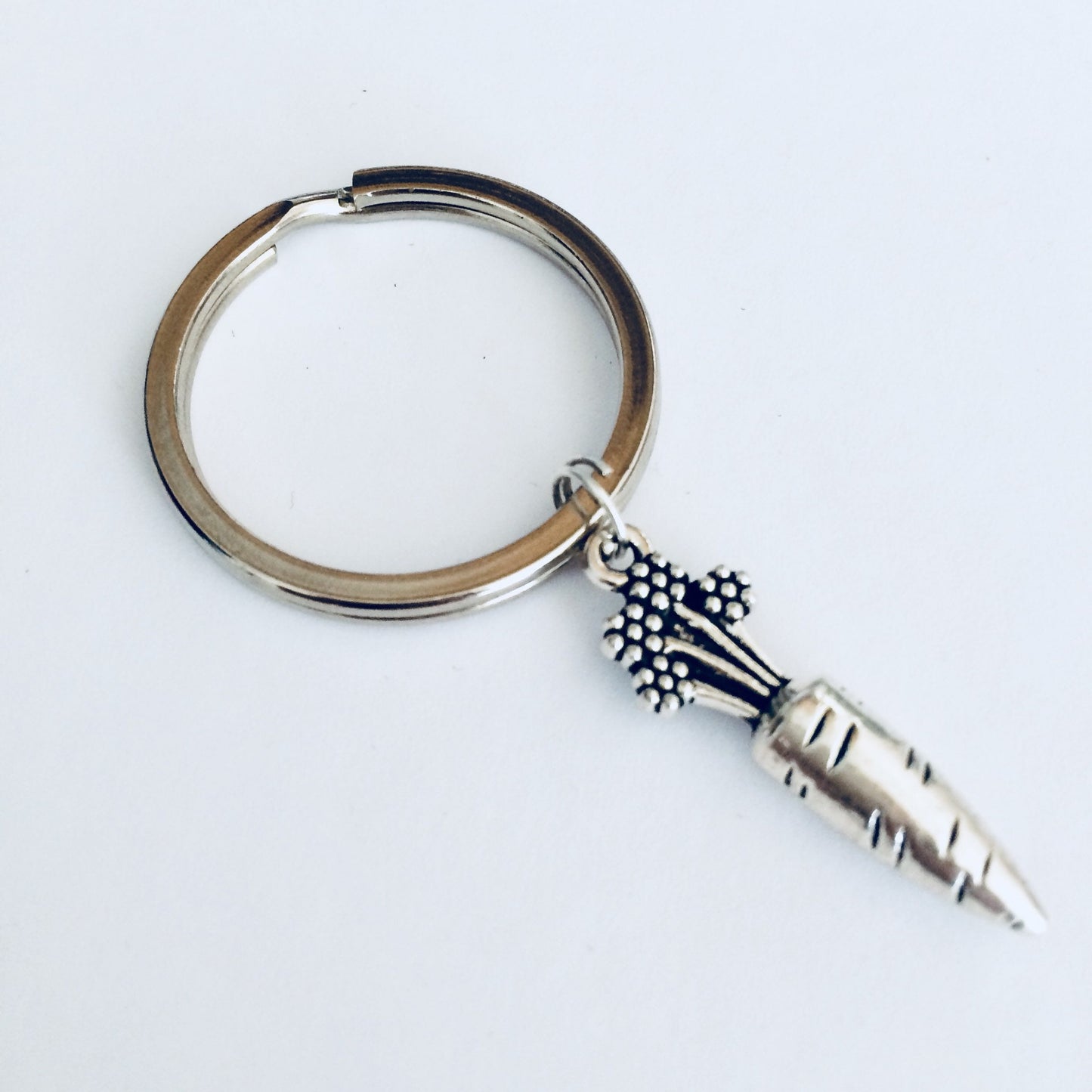 Carrot Key Ring, Food Keychain, Vegetable Keyring, Allotment Lover Gift, Vegetarian Gift, Carrot Charm, Veggie, Garden, Gardening Gift Idea.
