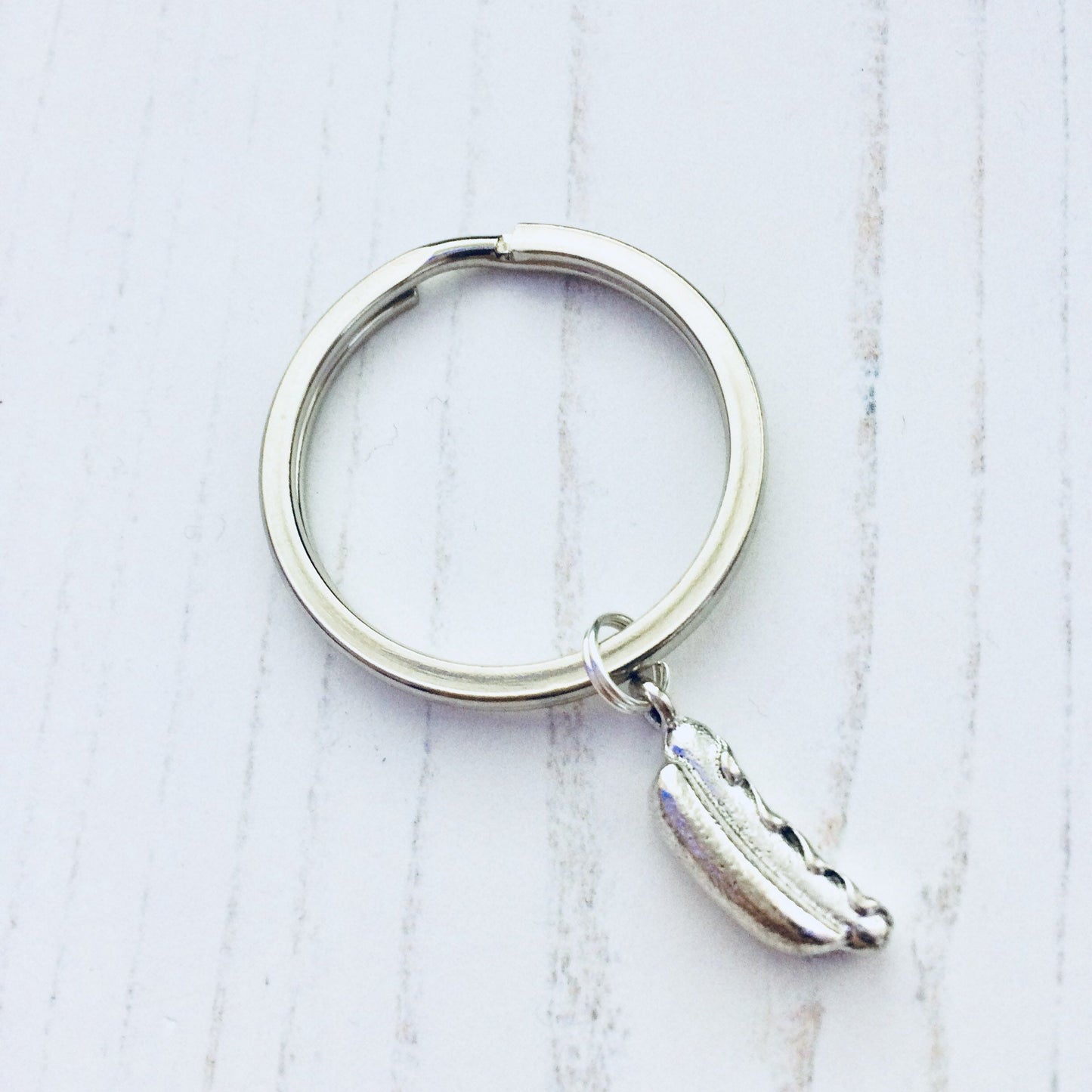 Hot Dog Keyring, Hot Dog Keychain, Frankfurter Keychain, Junk Food Lover, Junk Food Accessories, Junk Food Charm, Fun Gift, Food Keyring.