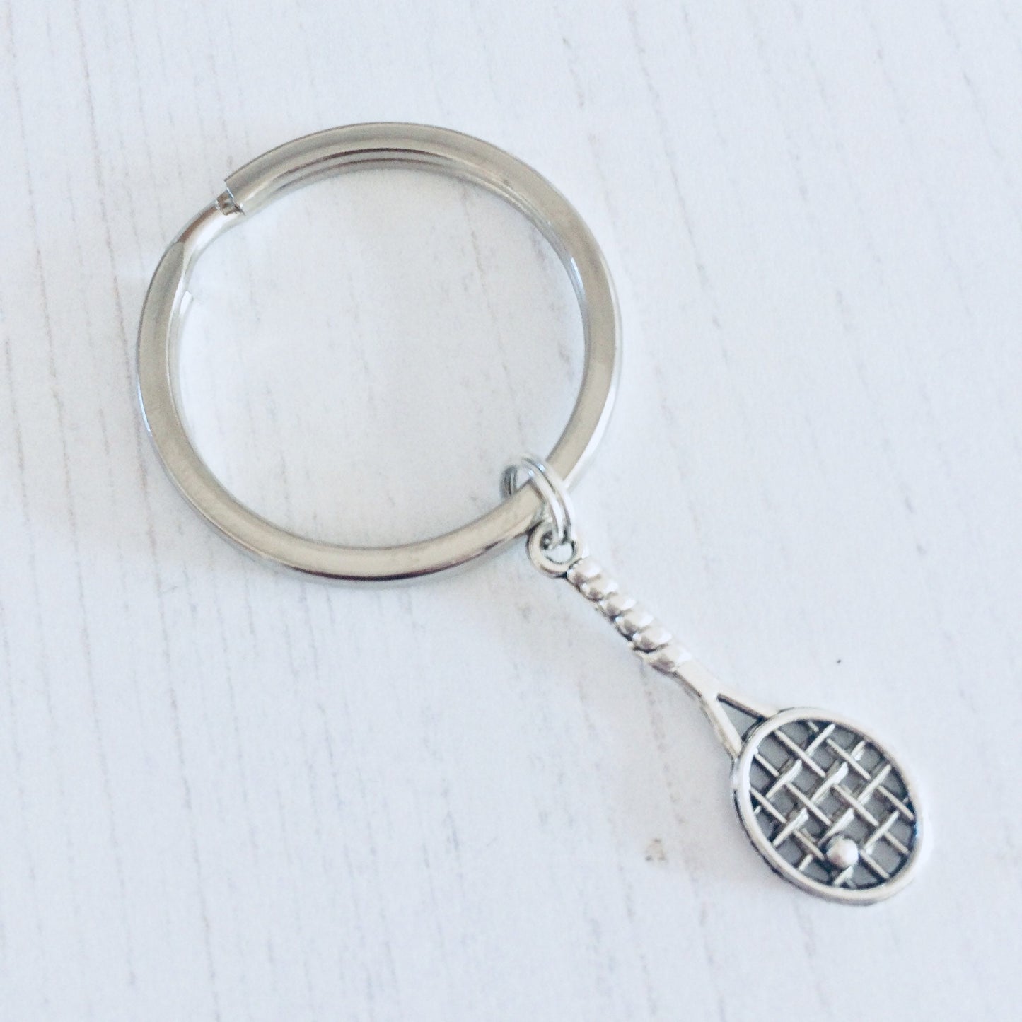 Tennis Keyring, Tennis Racket Keychain, Tennis Player Gift Idea, Tennis Related Present, Tennis Lover Gift, Sport Keyring, Tennis Fan Gift.