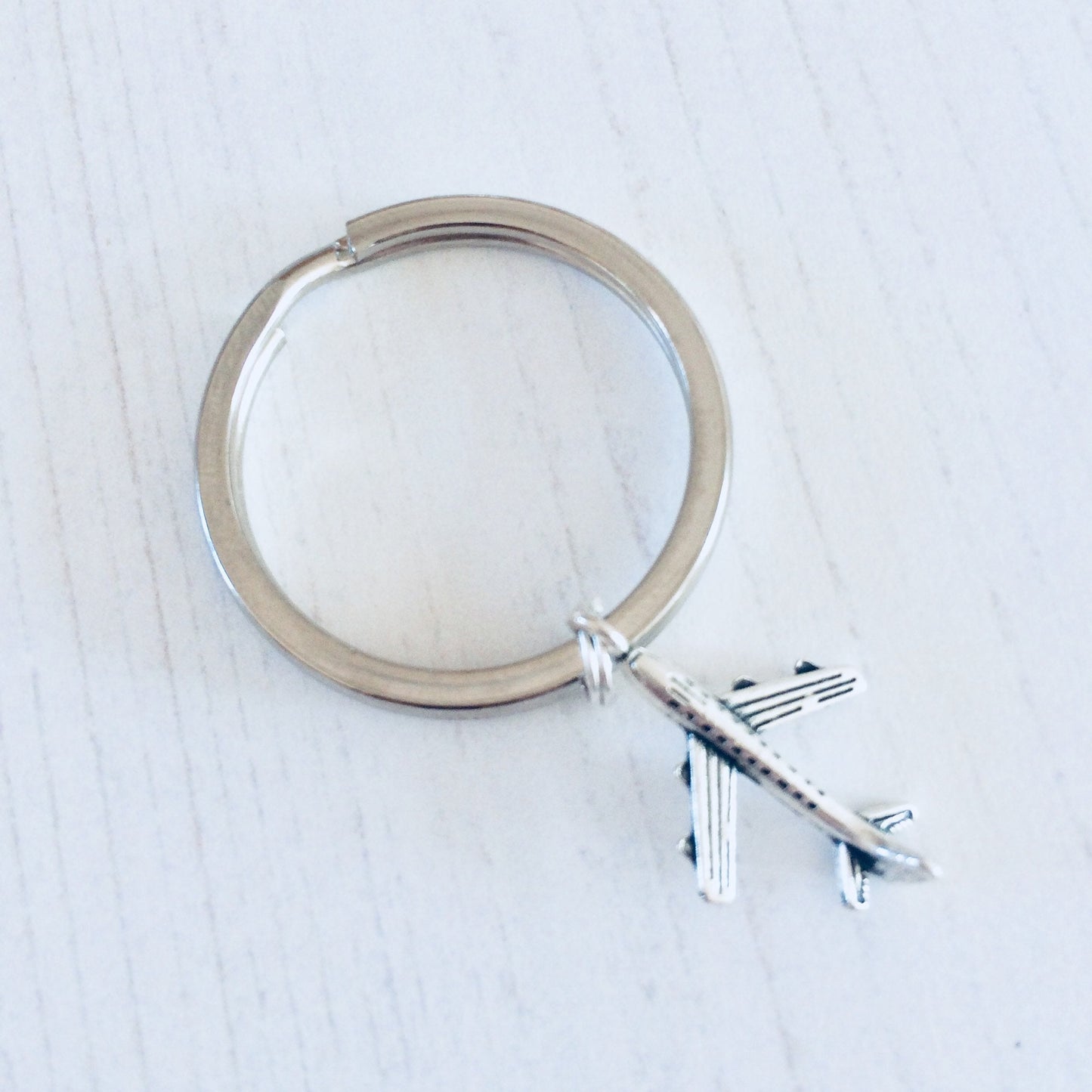 Aeroplane Keychain, Travel Keyring, Plane Charm Gift, Aircraft Keyrings, Frequent Flyer Gift, Silver Jet Charm, Vacation Gift, Pilot Gifts.