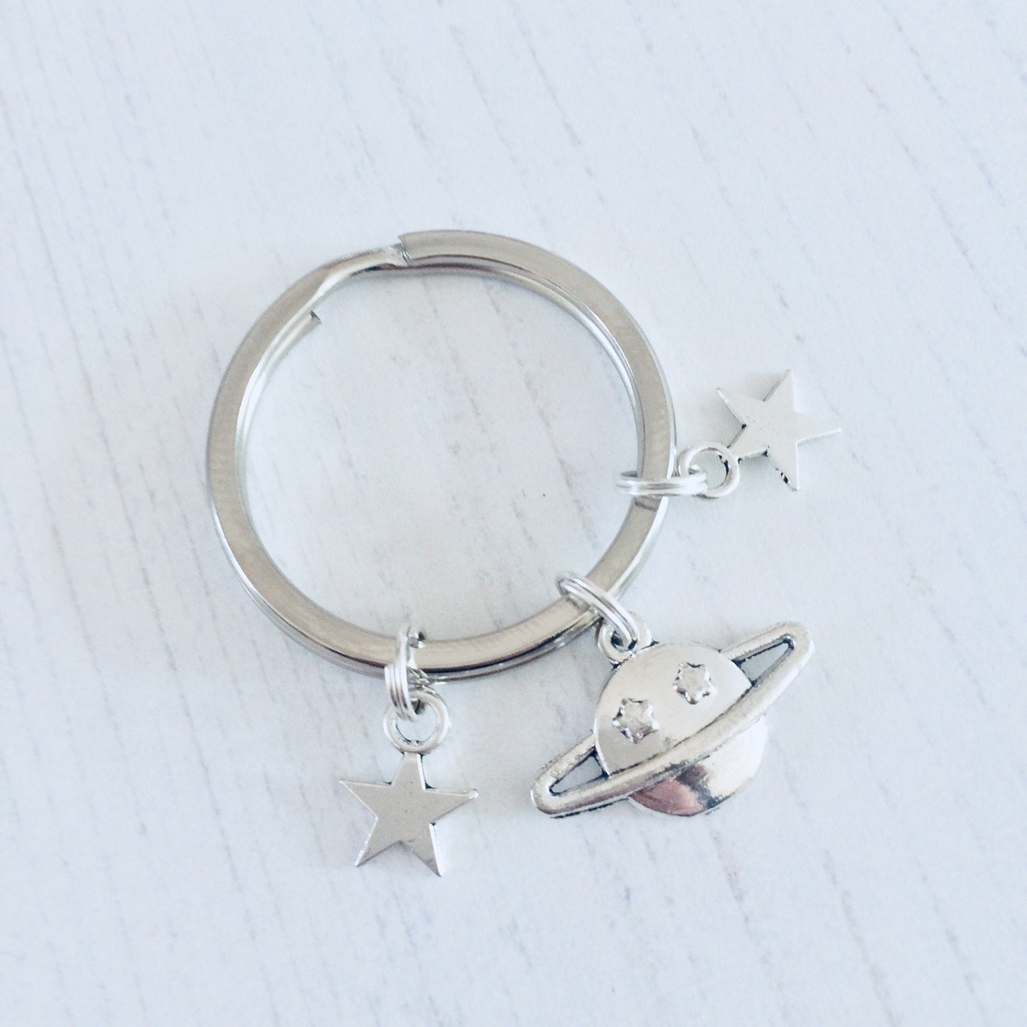 Planet Keyring, Saturn Keychain, Space Keyring, Outer Space Keychain, Geeky Accessory, Cute Keyrings, Galaxy Keyring, Galaxy Gift Ideas.