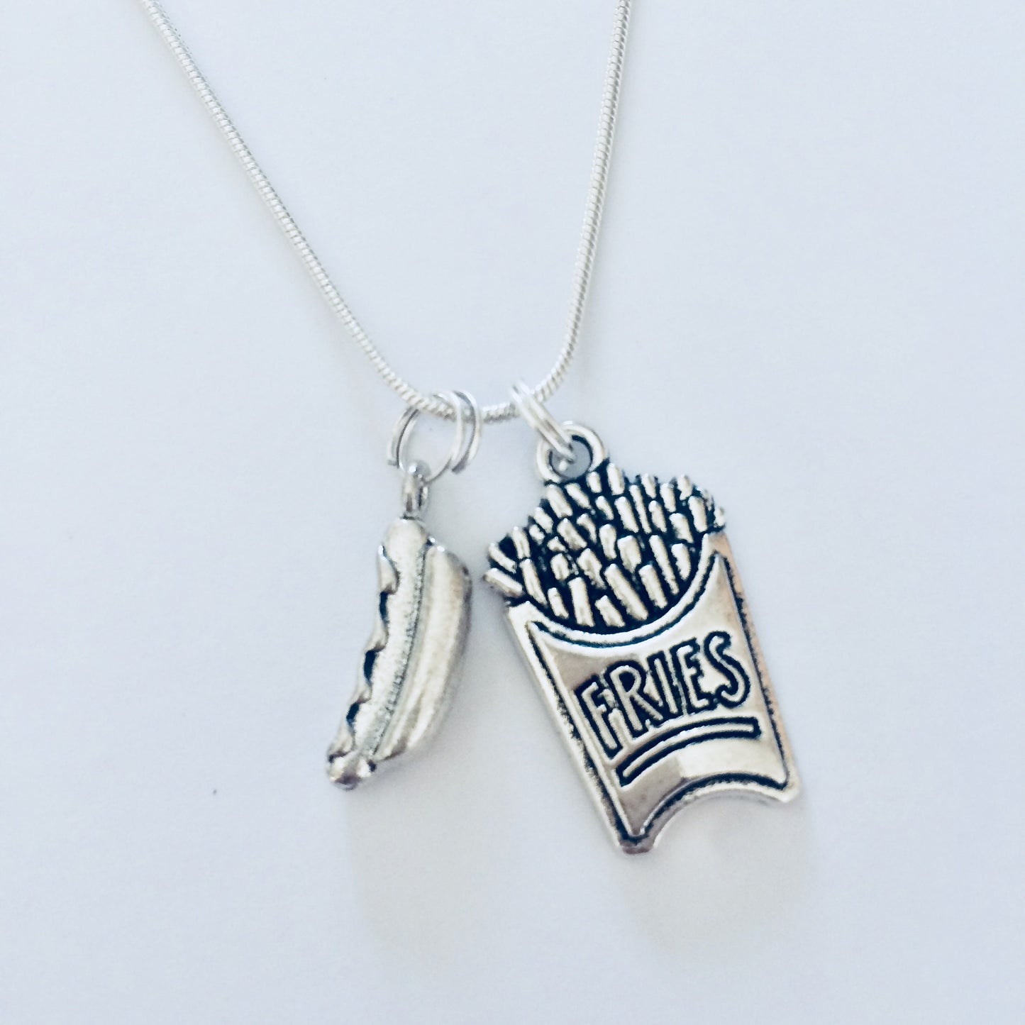 Hot Dog Necklace, Frankfurter Pendant, Junk Food Jewelry, Food Necklace, Junk Food Jewellery, Food Jewelry, Fun Gift Idea, Bratwurst Sausage