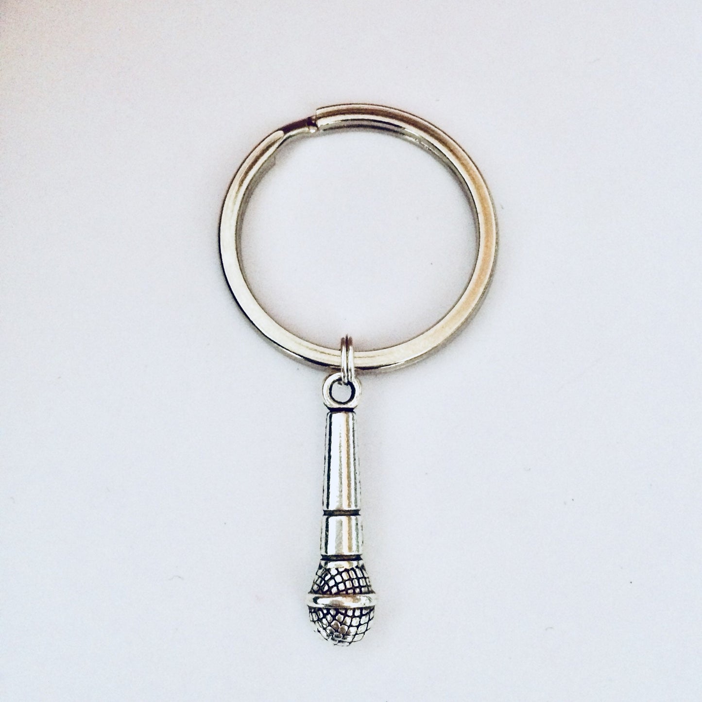 Microphone Keyring, Microphone Keychain, Gift For Singer, Musician Keyring, Karaoke Lover Gift, Singer Keychain Gift, Musician Gift Idea.