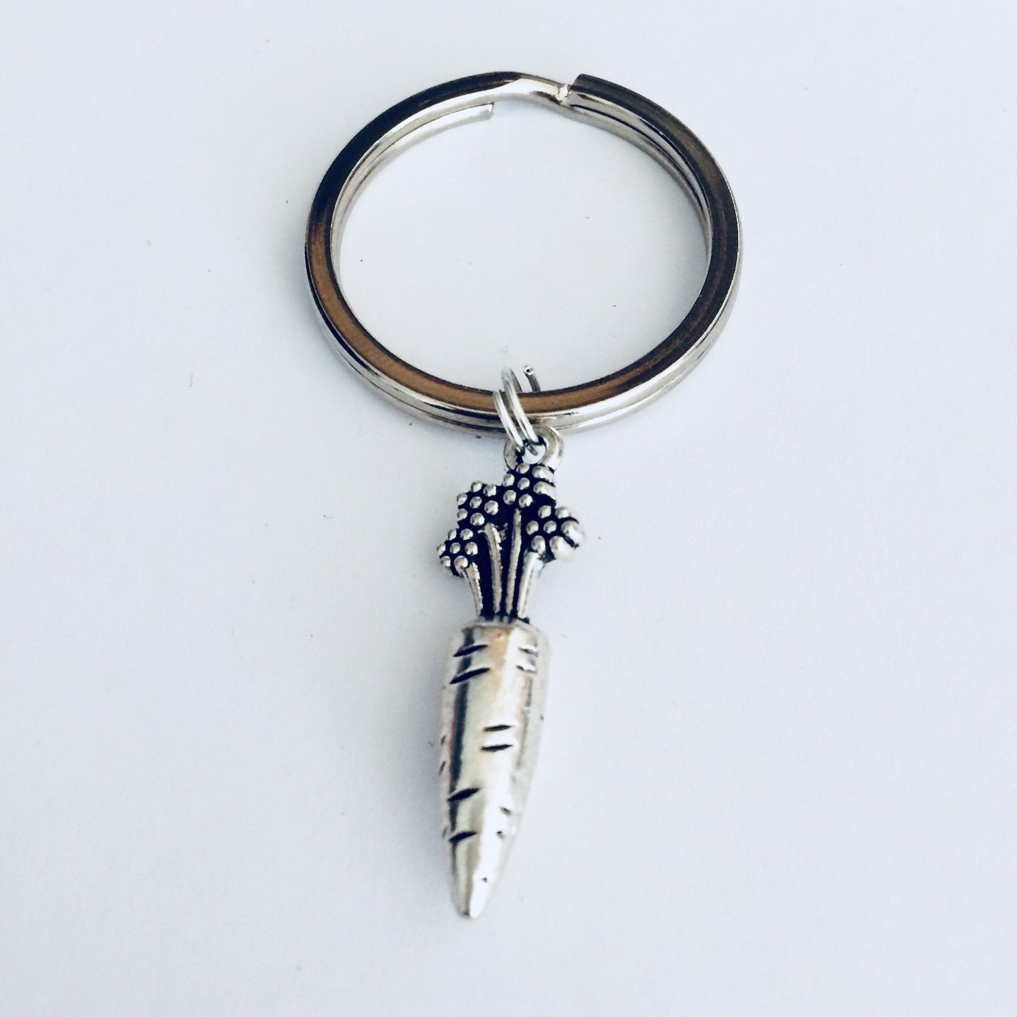 Carrot Key Ring, Food Keychain, Vegetable Keyring, Allotment Lover Gift, Vegetarian Gift, Carrot Charm, Veggie, Garden, Gardening Gift Idea.