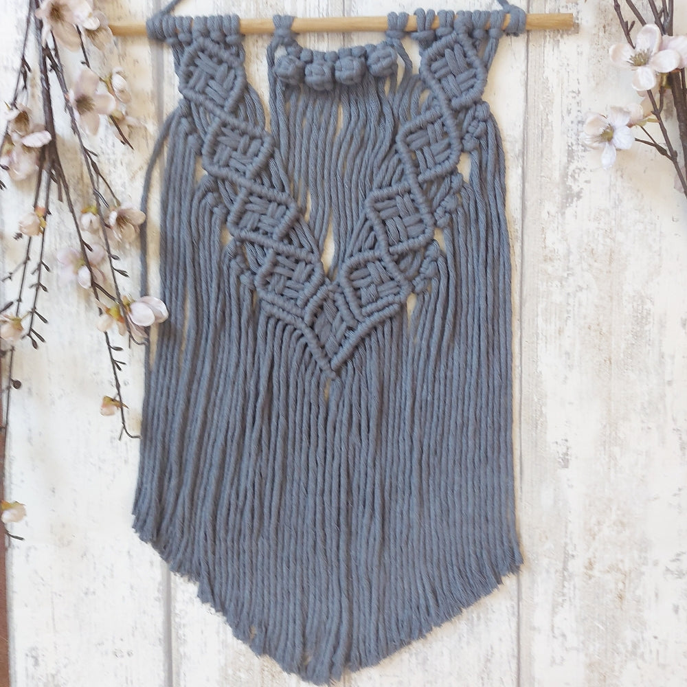 macrame-hanging