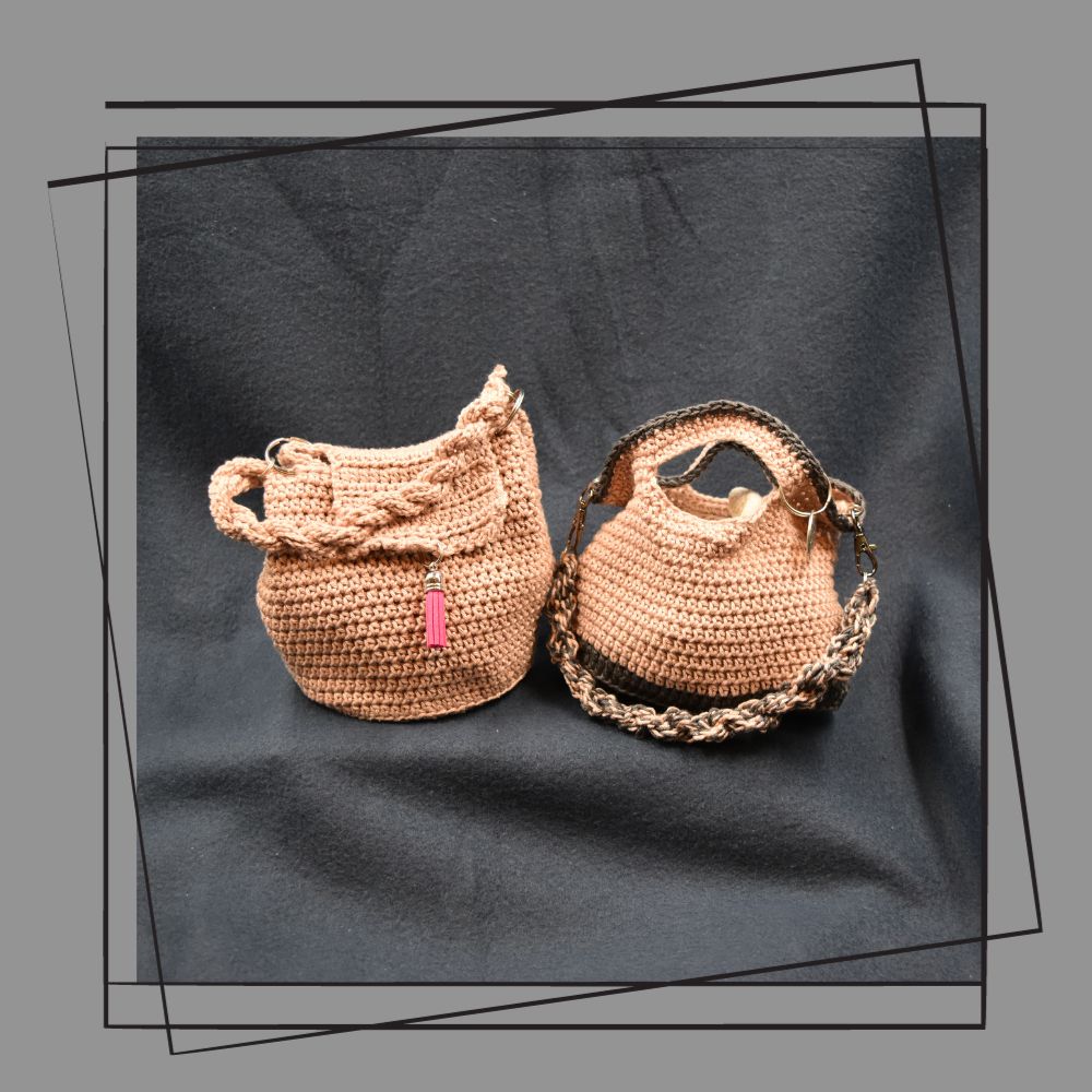 mini-crochet-bag
