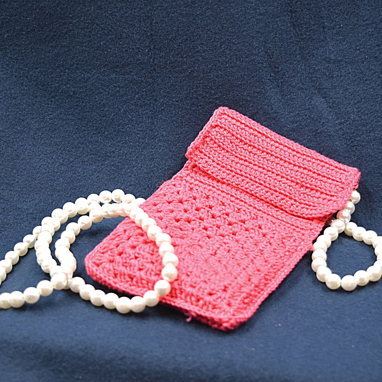 ArtsbyLourdes Creations | Bags | Crochet Tapestry Cell Phone Bag Red And  White | Poshmark