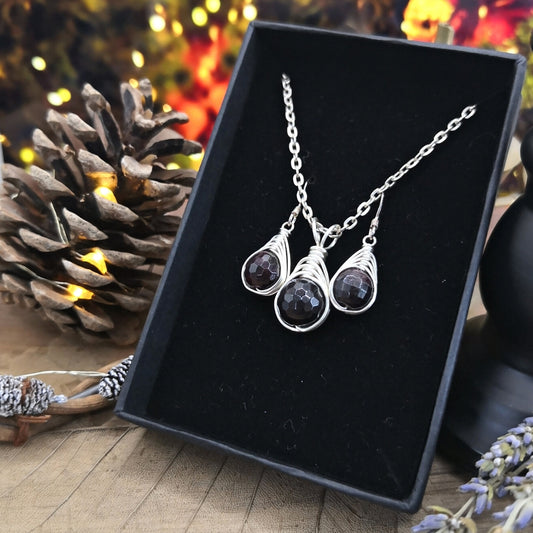 garnet-christmas-gift