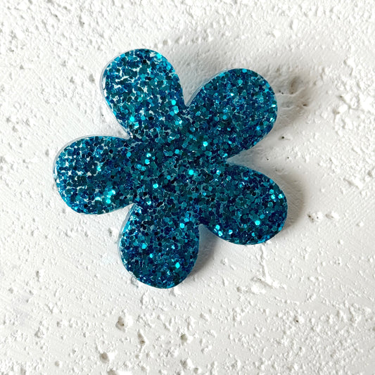 blue flower resin brooch