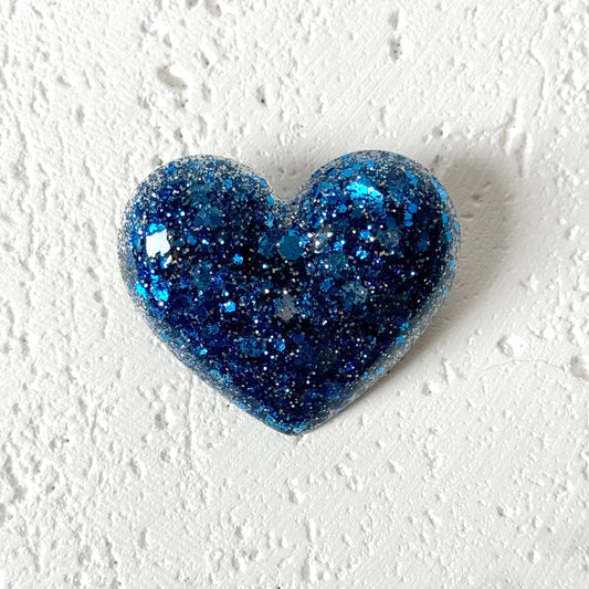 heart resin brooch