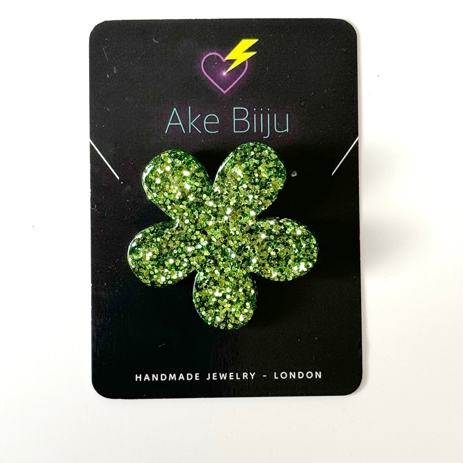green flower resin brooch