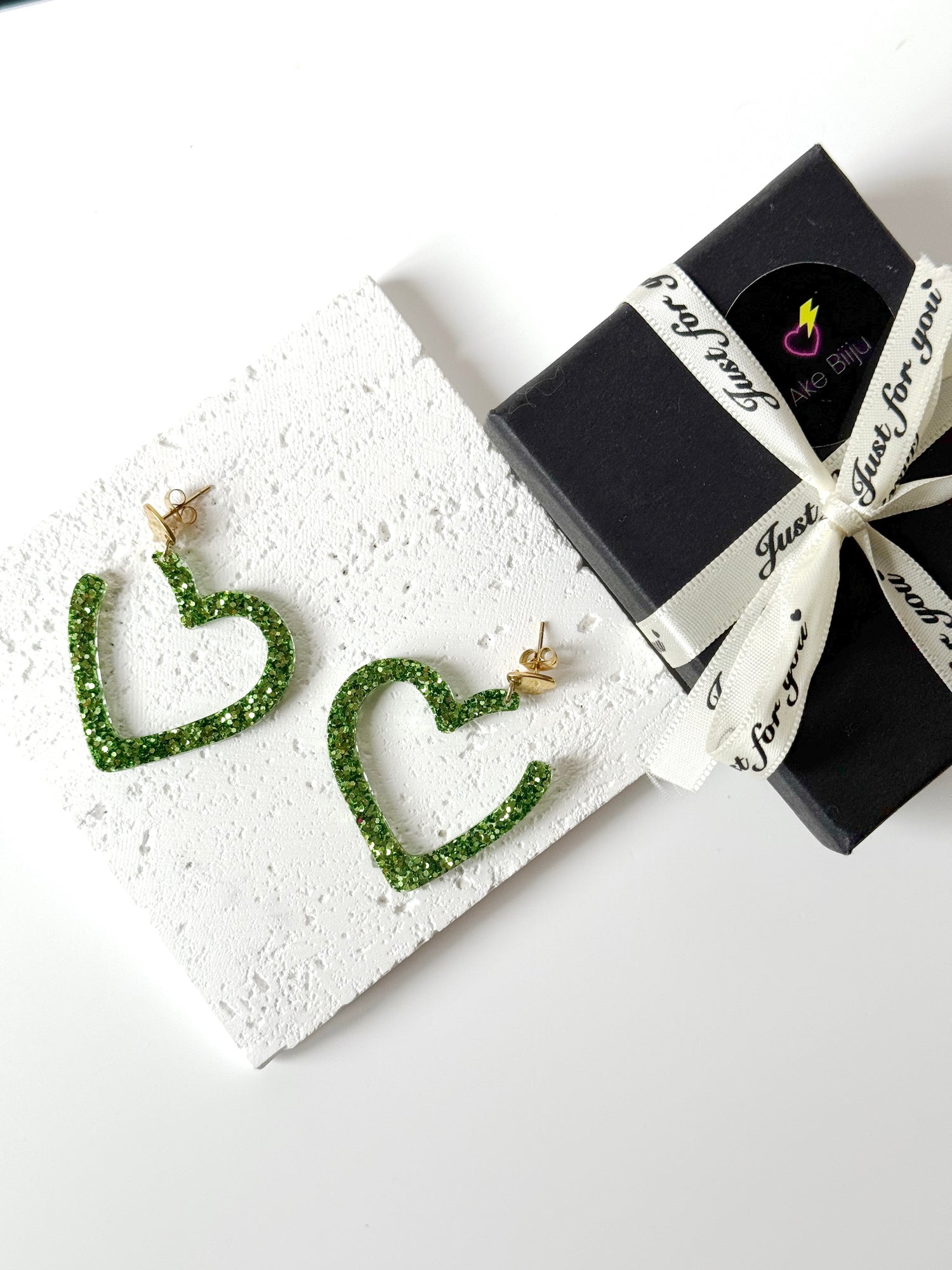 green heart resin earrings