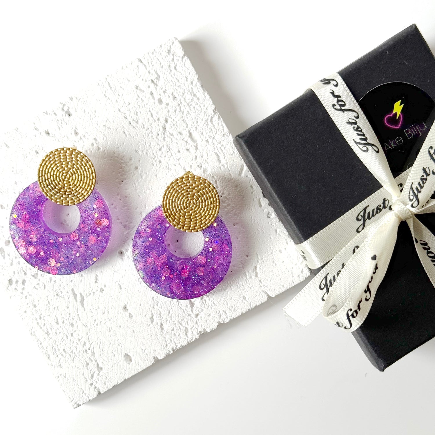 hoop resin earrings