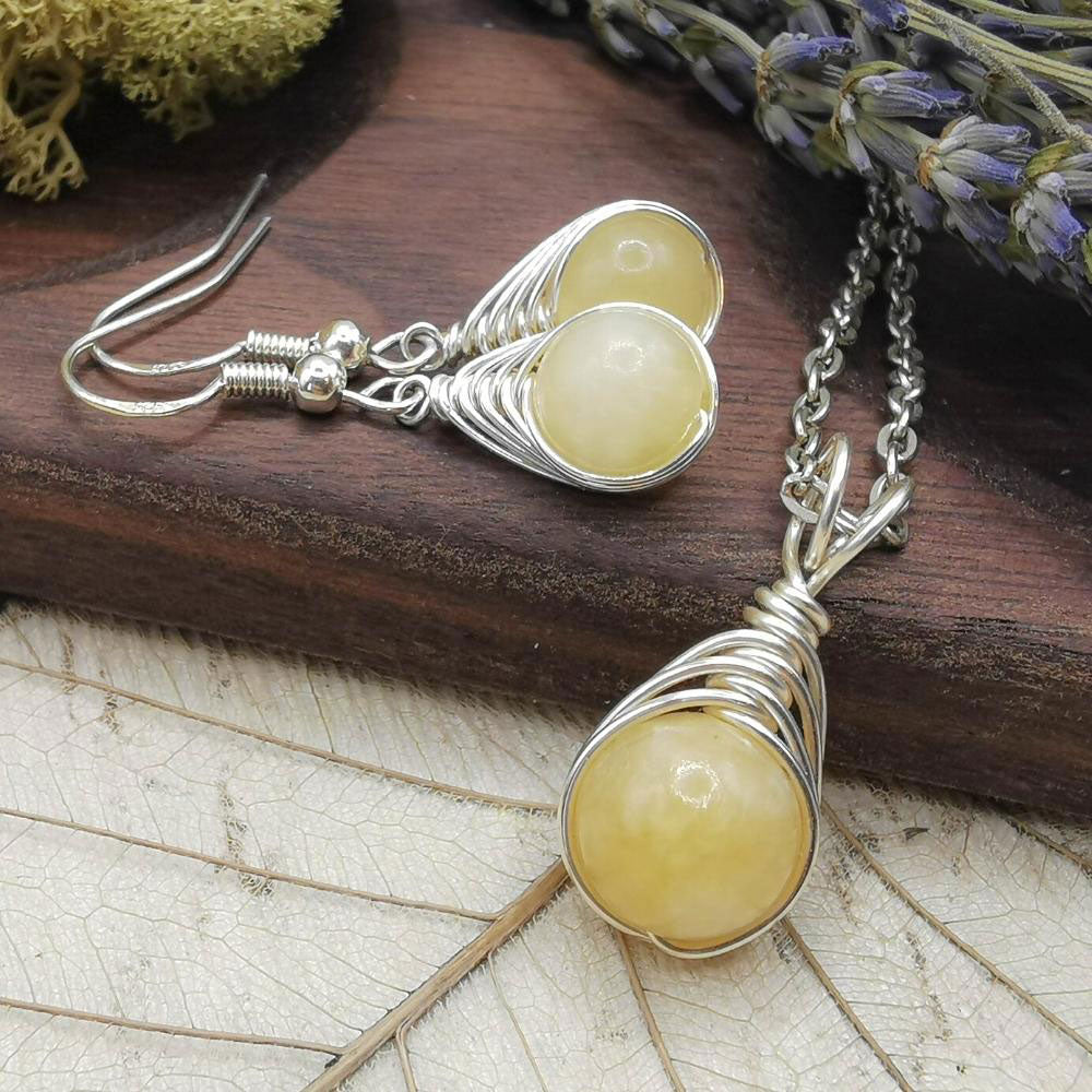 november-birthstone-necklace
