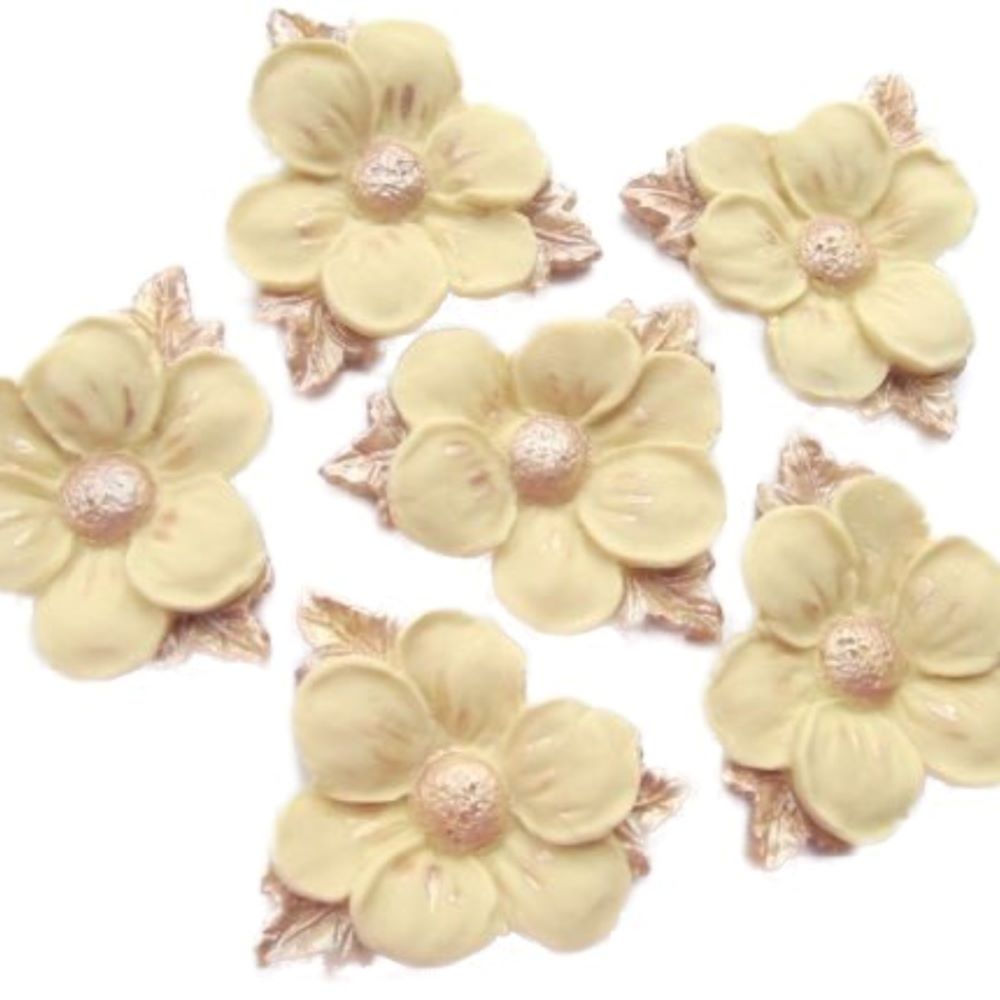 flower-cake-toppers