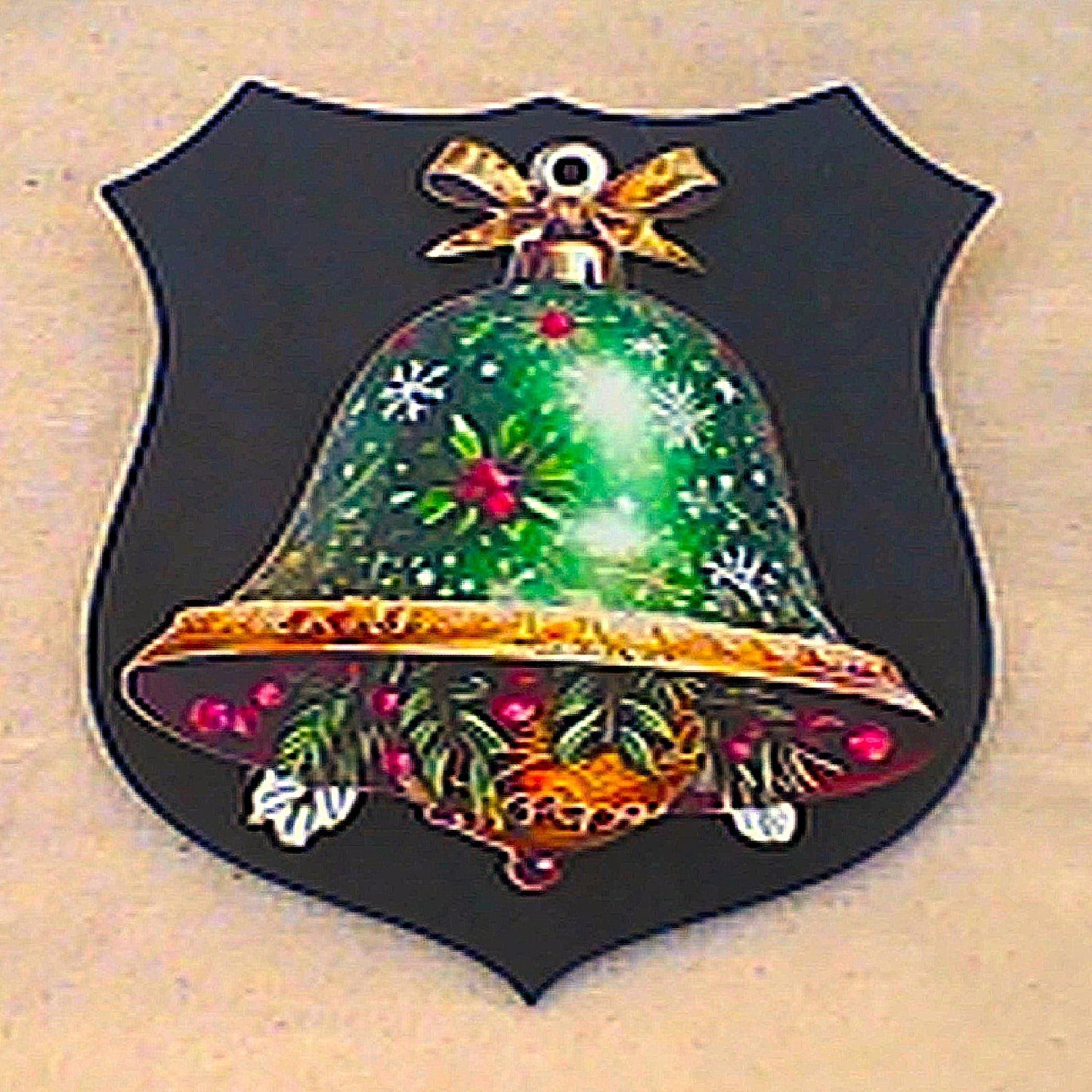 Charming Christmas Bell Wall Plaque - Lovely Festive Design
