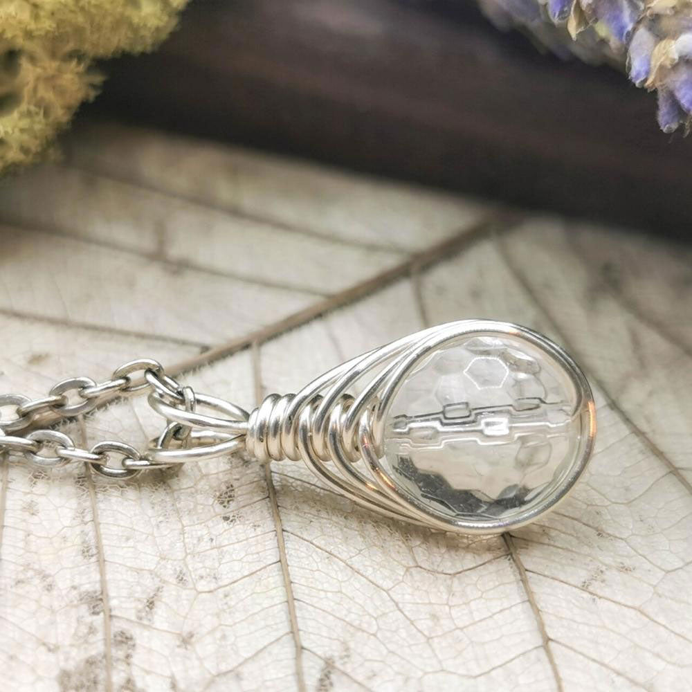 clear-quartz-crystal-necklace