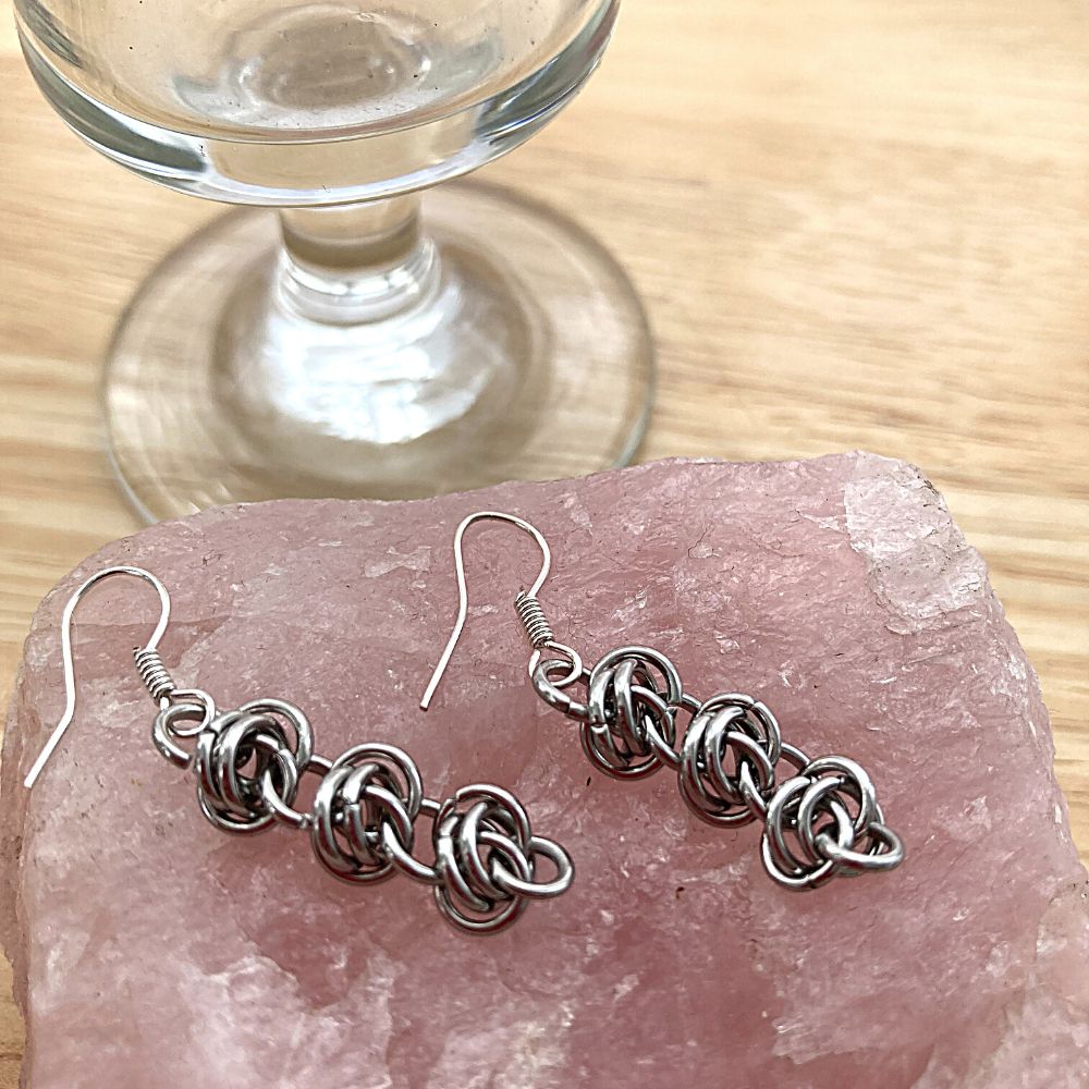 chainmail-earrings