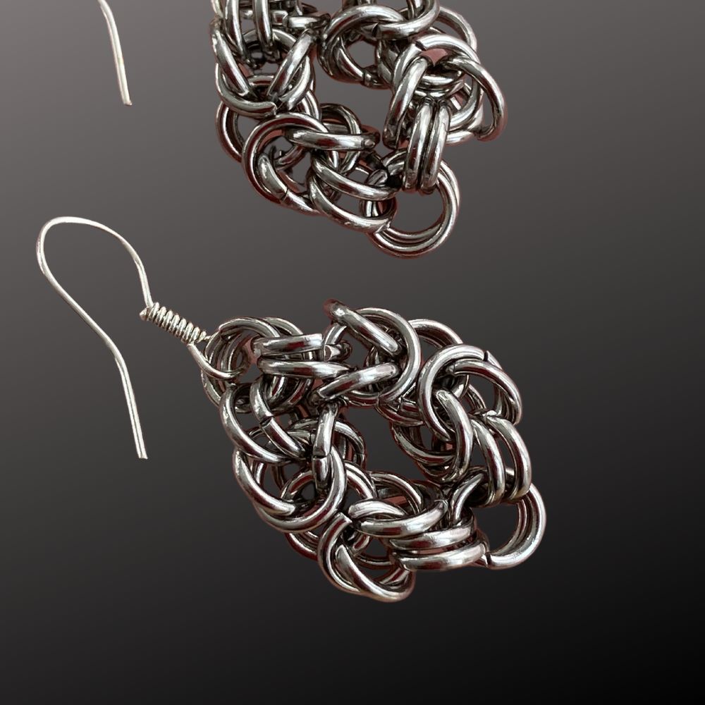 chainmail-earrings