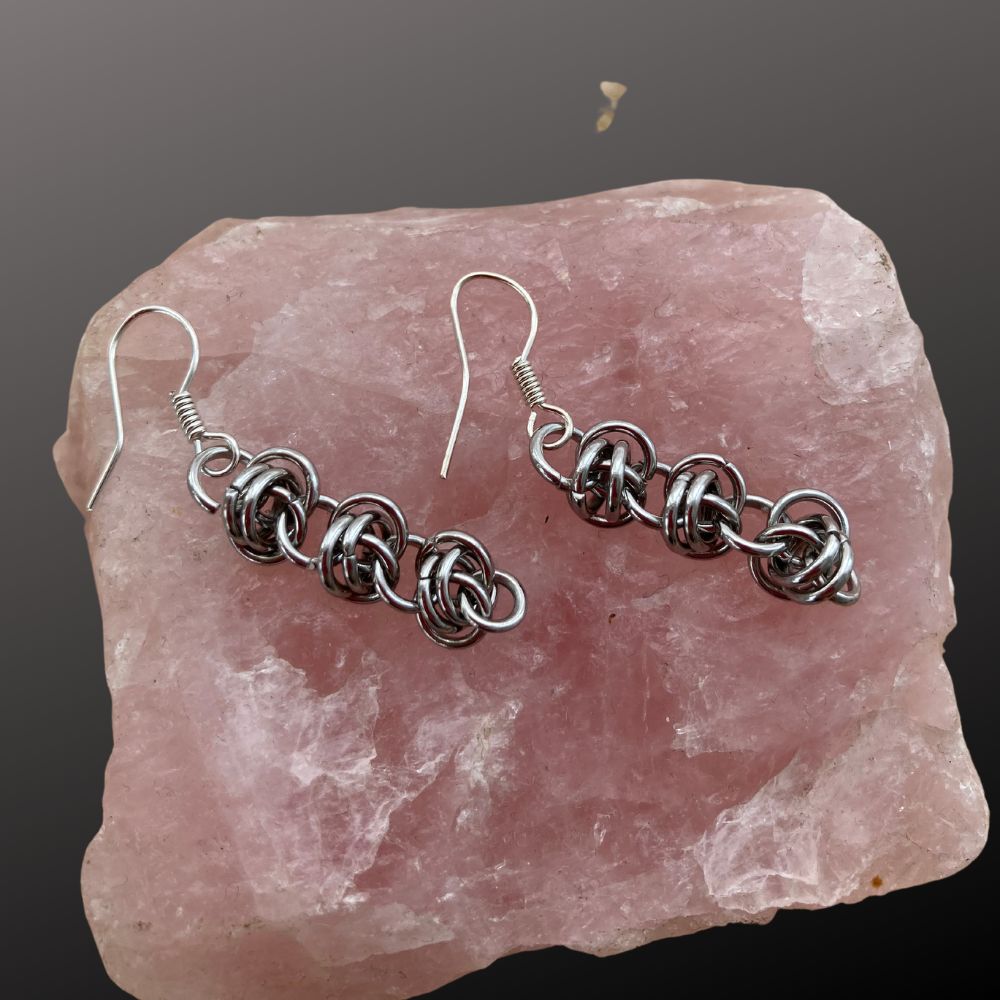 chainmail-earrings